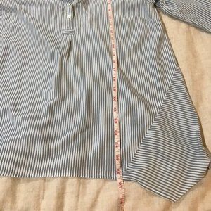 J Jill Tops - J Jill blue stripe top M - Lightweight J Jill Tops - J Jill blue stripe top M - Lightweight